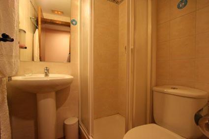 Hostal Cruz Verde Navalcarnero Eksteriør bilde